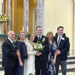 Jerry's Flowers & Gifts - Bridal Bouquet and boutennieres