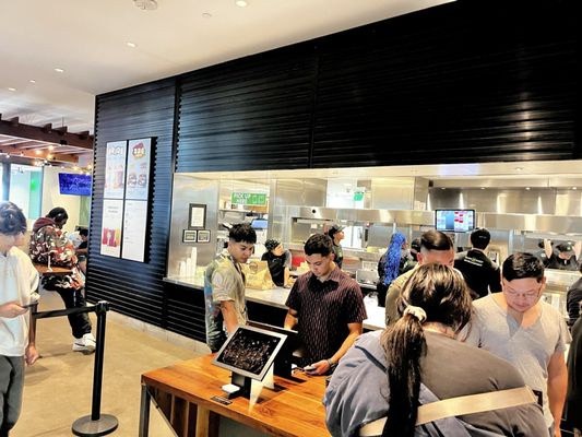 Shake Shack Hillsdale by null