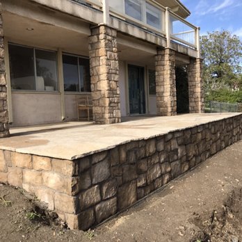 Pacificland Constructors - Flagstone and Stone Veneer pilaster project in San Pedro. - General Contractors Near Me - Lakewood, California Pacificland Constructors - Flagstone and Stone Veneer pilaster project in San Pedro. - General Contractors Near Me - Lakewood, California