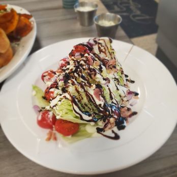 New York Pizza Department - Wedge saled, EXTRA Balsamic drizzle - Pizza Near Me - Lakesite, Tennessee