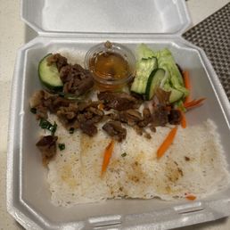 Pork and vegetables ie cucumber slices and 4 pieces of carrot Pork and vegetables ie cucumber slices and 4 pieces of carrot