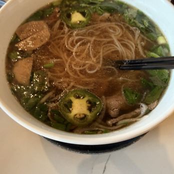 Ocean Grill & Bar - S5. Pho Ti gn bo vien - Rare Beef, tendon , & meatballs - Vietnamese Near Me - Chicago, Illinois Ocean Grill & Bar - S5. Pho Ti gn bo vien - Rare Beef, tendon , & meatballs - Vietnamese Near Me - Chicago, Illinois