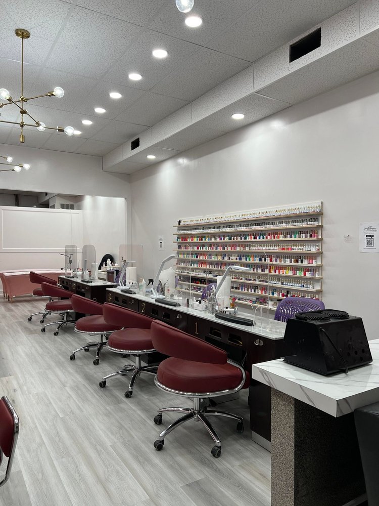 Tropical Beauty Salon