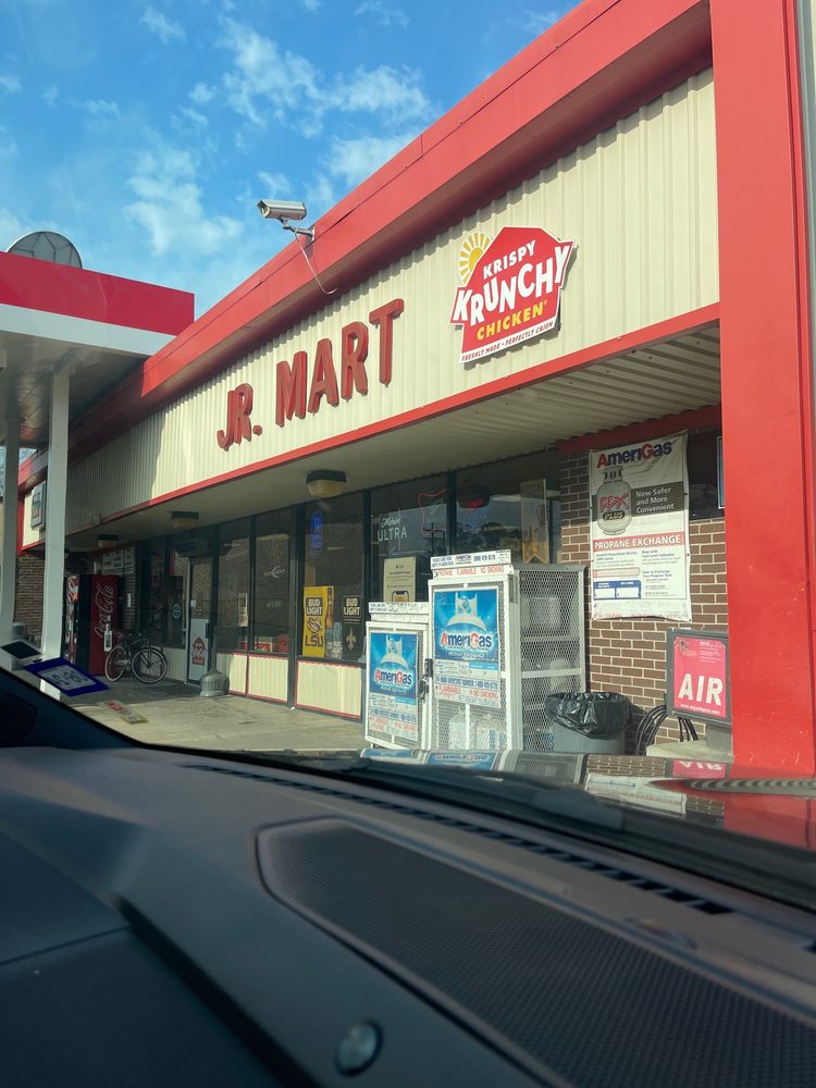 JR MART Updated October 2024 77310 Landry Dr, Maringouin, Louisiana Convenience Stores