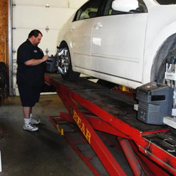Mikes Wheel Alignment - Performing a 4 wheel alignment