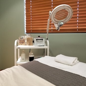 Bend Dermatology Clinic - Comfortable, relaxing treatment rooms - Medical Spas Near Me - Bend, Oregon Bend Dermatology Clinic - Comfortable, relaxing treatment rooms - Medical Spas Near Me - Bend, Oregon