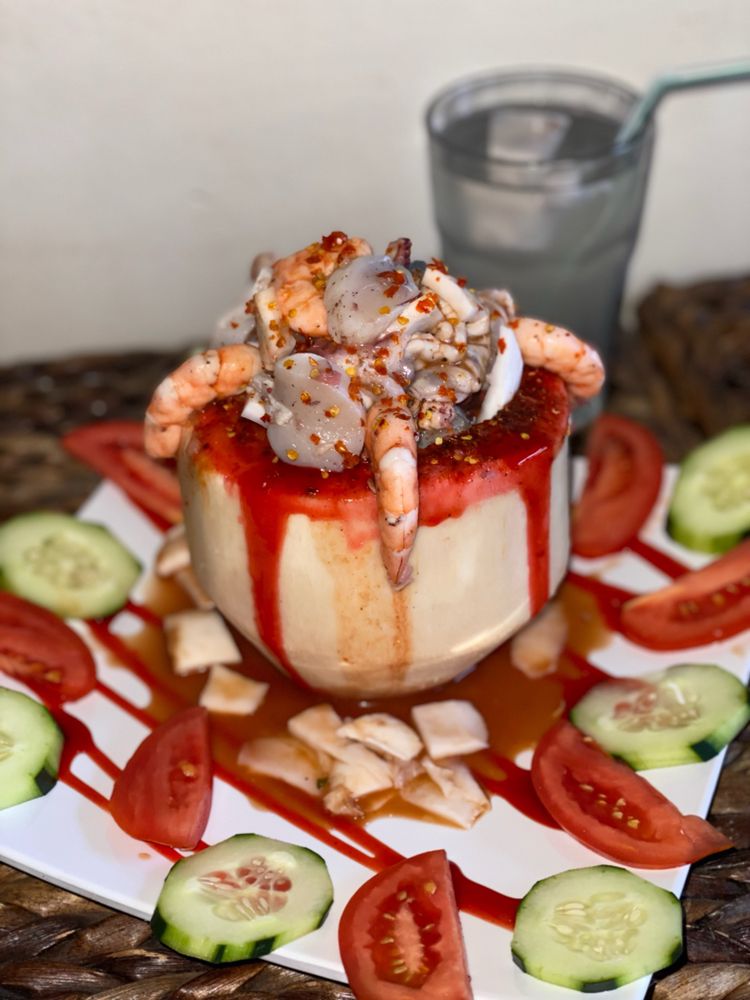 Mariscos La Costa Sinaloense Logo