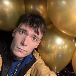The Balloon Bunch - Driving w/ 25 gold balloons