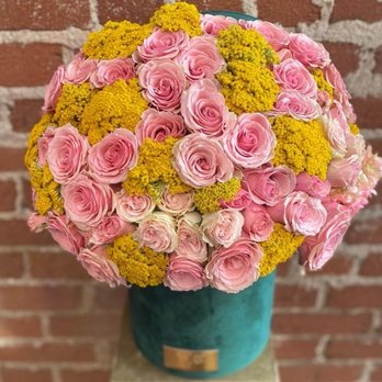 Buzzy Bee Flowers - Florists Near Me - Glendale, California Buzzy Bee Flowers - Florists Near Me - Glendale, California