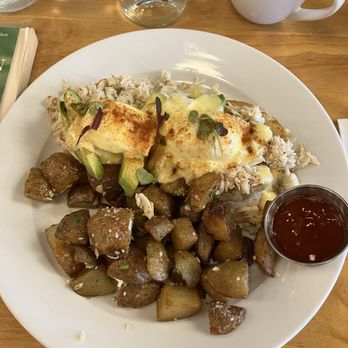 Bloom - Crab Benedict with potatoes - American Near Me - Santa Clara, California Bloom - Crab Benedict with potatoes - American Near Me - Santa Clara, California
