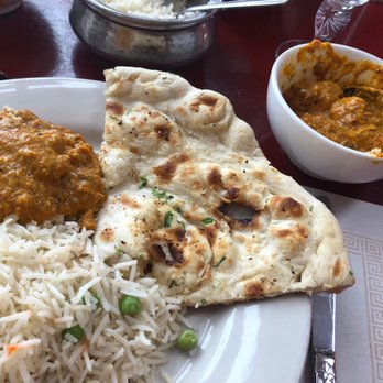 Baingan Indian Cuisine - With Garlic Naan Bread - Indian Near Me - Shelton, Connecticut Baingan Indian Cuisine - With Garlic Naan Bread - Indian Near Me - Shelton, Connecticut