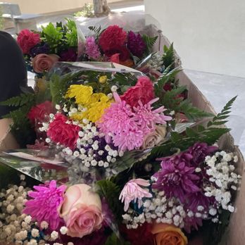 Altadena Florist - Mini bouquets - Florists Near Me - Montebello, California