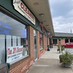 Exterior photo of Angel Cleaners - Malvern, Pennsylvania Exterior photo of Angel Cleaners - Malvern, Pennsylvania