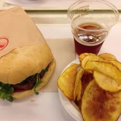 M Bun - Menù: panino, chips, birra artigianale alla spina