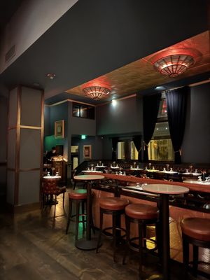 Dawn Club by null