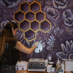 Beehive Waxing