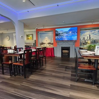 Viceroy - Indian Near Me - Naperville, Illinois