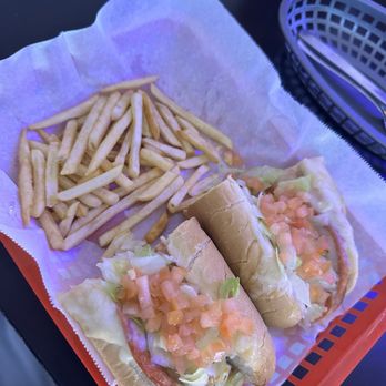 Ralph’s Nino's Pizzeria - Italian sandwhich in toasted bread and fries - Pizza Near Me - Peoria, Arizona Ralph’s Nino's Pizzeria - Italian sandwhich in toasted bread and fries - Pizza Near Me - Peoria, Arizona