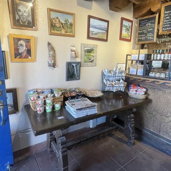 Noula's Coffee Shop - Coffee & Tea Near Me - Taos, New Mexico