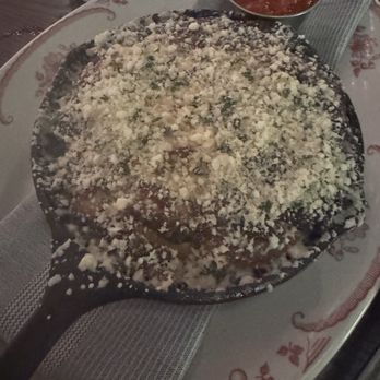 Bar Siena North Shore - Baked garlic bread and marinara - Italian Near Me - Skokie, Illinois