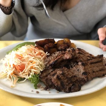 La Bella Managua - Carne Asada ($15.50) - Latin American Near Me - Toronto, Ontario
