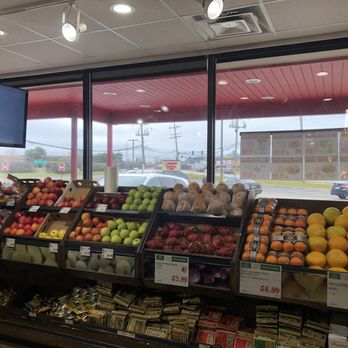 Hmart - A view out to Milwaukee Ave from here. - Grocery Near Me - Glenview, Illinois