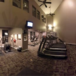 OMG gym renovation as of a few weeks ago being closed, so much better! Need to hit this up in the mornings now, no excuses! OMG gym renovation as of a few weeks ago being closed, so much better! Need to hit this up in the mornings now, no excuses!