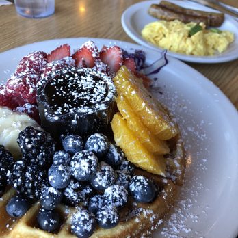 Glo's - Breakfast & Brunch Near Me - Seattle, Washington