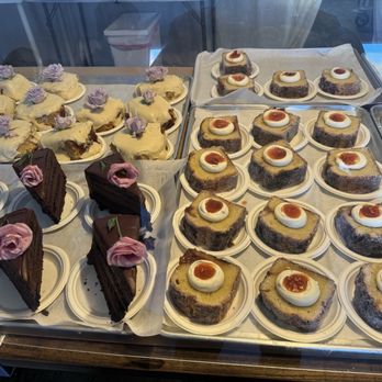 Cafe Babette - Cakes - Bakeries Near Me - Indianapolis, Indiana Cafe Babette - Cakes - Bakeries Near Me - Indianapolis, Indiana