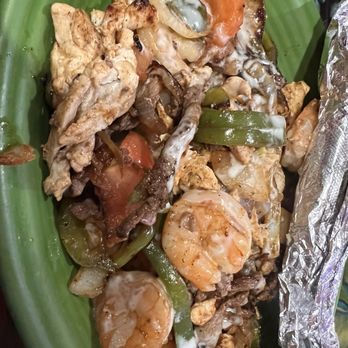 Dos Amigos - Paella - Mexican Near Me - Oregon, Illinois