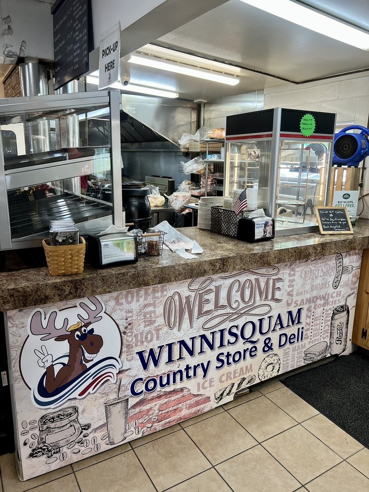 WINNISQUAM MARKET & DELI Updated August 2024 13 Reviews 1021