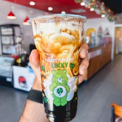 Kung Fu Tea - Large Cocoa Cream Wow $6.90
