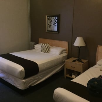 The Moore Hotel - Room with 2 queen beds - Hotels Near Me - Seattle, Washington The Moore Hotel - Room with 2 queen beds - Hotels Near Me - Seattle, Washington
