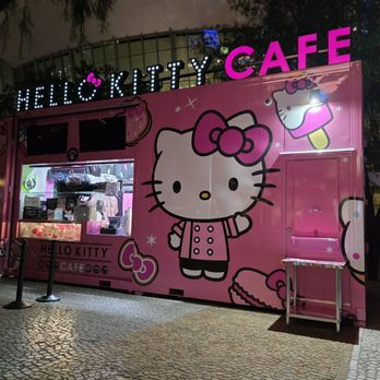 Hello Kitty Cafe - Cafè - Desserts Near Me - Las Vegas, Nevada