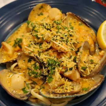 Karai Crab - Seafood pasta for $20 - Seafood Near Me - Honolulu, Hawaii