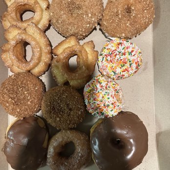 Baker Ben's Donuts - Donuts Near Me - Roseville, California
