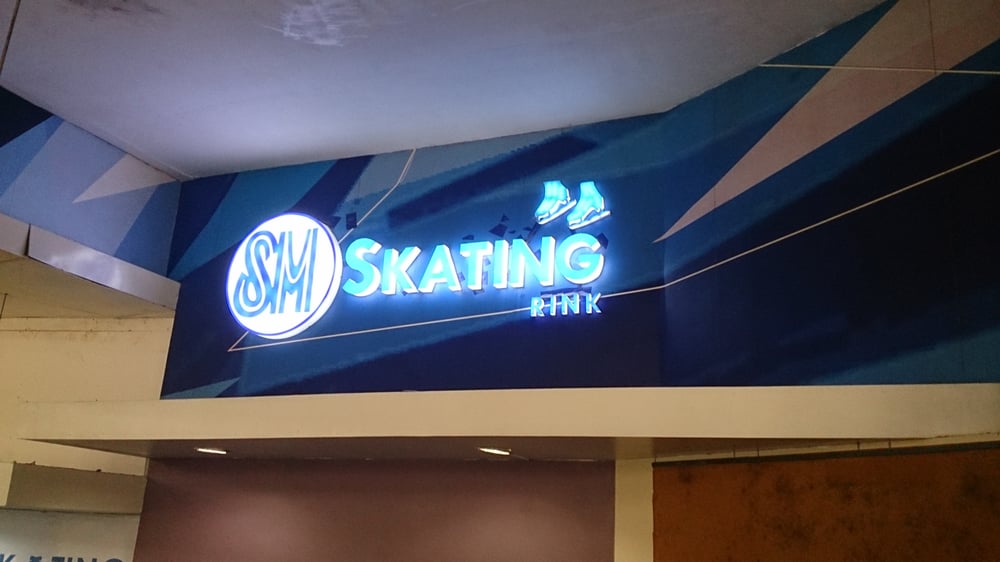 SM ICE SKATING RINK Updated August 2024 J.W. Diokno Blvd., Pasay