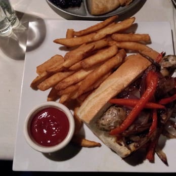 Lampy's Mediterranean Grill