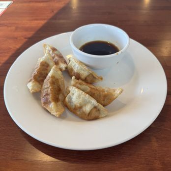 Umami Sushi Bar & Pho - Gyoza Dumplings - Sushi Bars Near Me - Aurora, Colorado