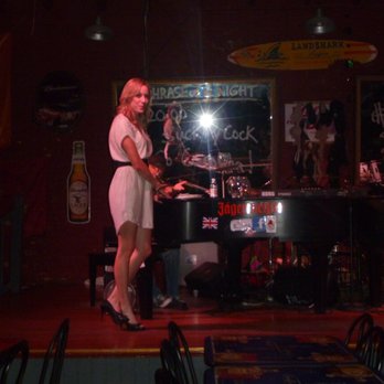 Savannah Smiles Dueling Pianos - American Near Me - Savannah, Georgia Savannah Smiles Dueling Pianos - American Near Me - Savannah, Georgia