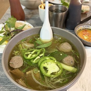 Pho Ao Sen - Pho tai chin with meat ball - Vietnamese Near Me - Oakland, California