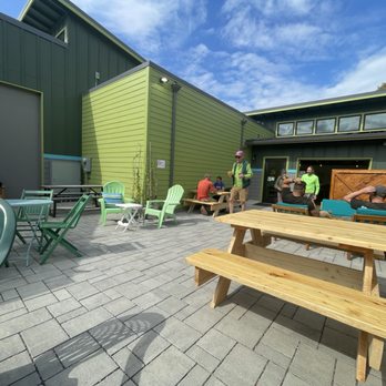 Mighty Pine Brewing - Outside area. - Brewpubs Near Me - Port Angeles, Washington Mighty Pine Brewing - Outside area. - Brewpubs Near Me - Port Angeles, Washington