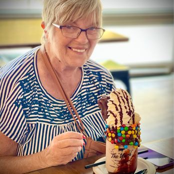 The Yard Milkshake Bar - Ice Cream & Frozen Yogurt Near Me - Panama City Beach, Florida