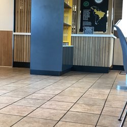 McDonald's - Customer service area