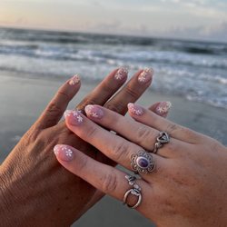 Roxy Nail