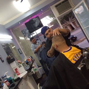 Oscar's Barber Shop - Barbers Near Me - Burbank, California Oscar's Barber Shop - Barbers Near Me - Burbank, California