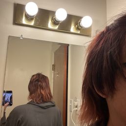 Blondie bob?! Blondie bob?!