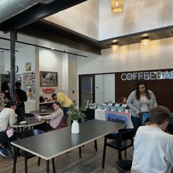 CoffeeBar Bel Air - Inside