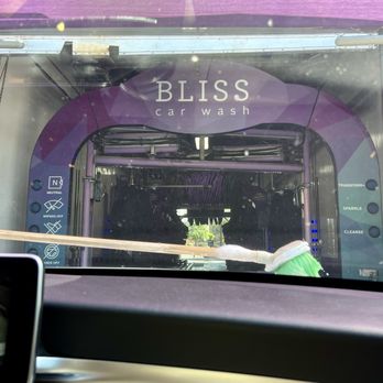 BLISS Car Wash - Van Nuys - Car Wash Near Me - Van Nuys, California