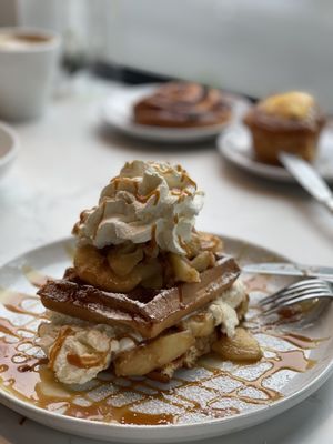 Farine Bakery & Café by null